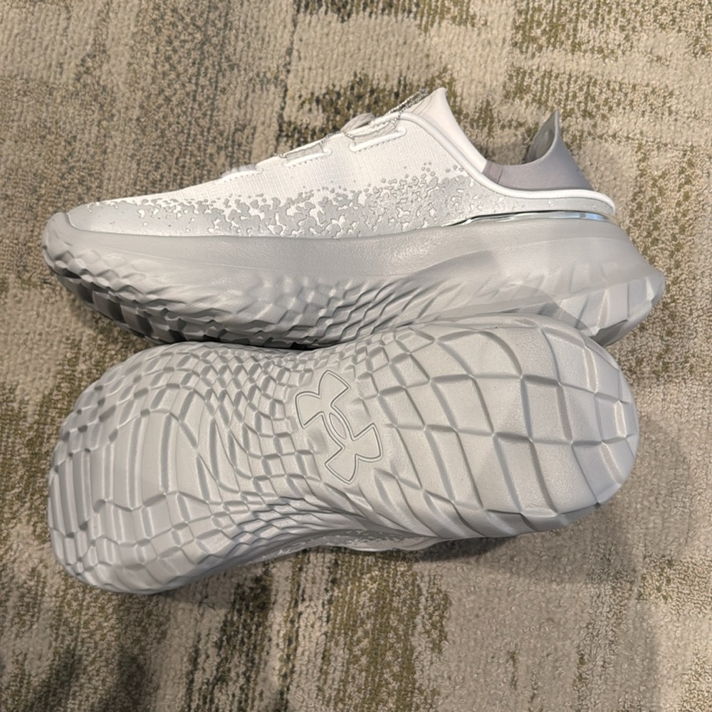 Under Armor SlipSpeed Mega Ripstop - Picture 2 of 5